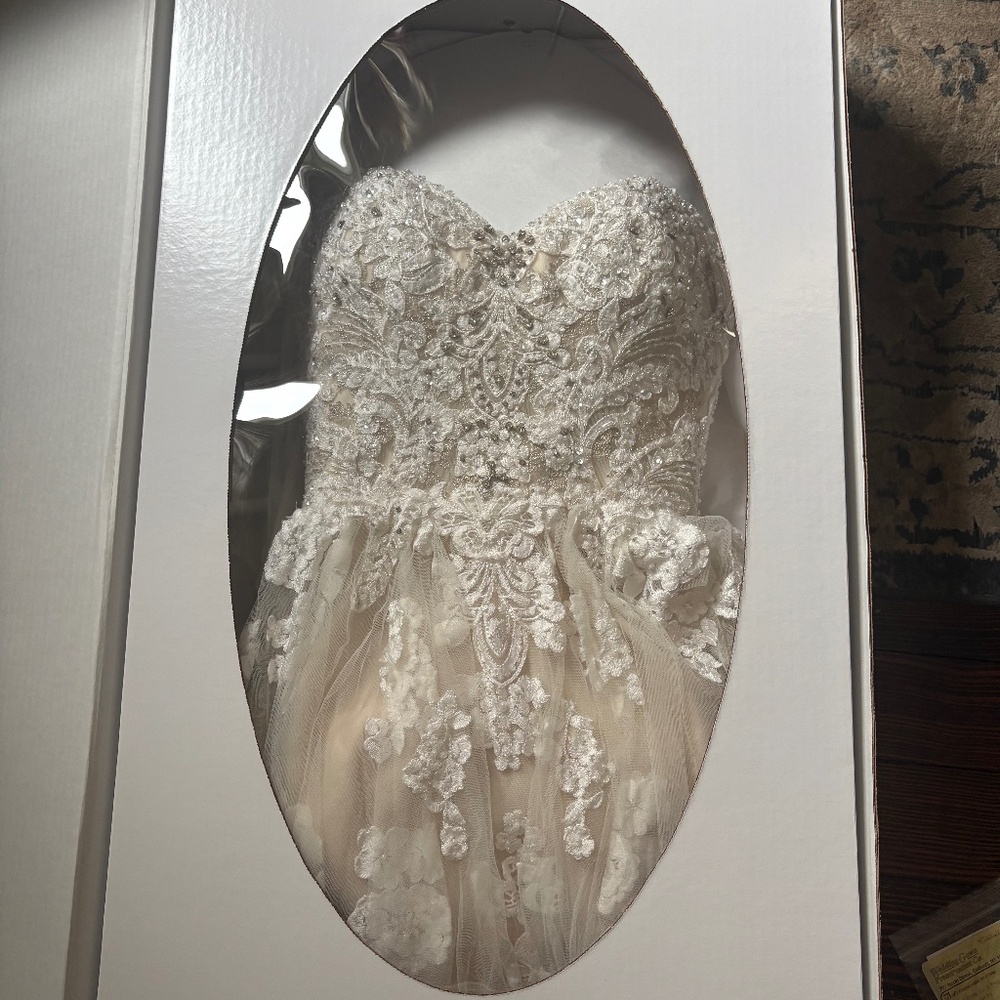 Essence of Australia Wedding Gown
